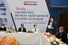 Giải pháp tạo đột phá để phát triển kinh tế cả nước và TPHCM là vấn đề được các chuyên gia kinh tế tập trung thảo luận tại tọa đàm.
