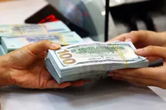 Giá USD ngân hàng lập đỉnh mới