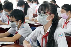 TPHCM: Chính thức cho học sinh các khối 7, 8, 9, 10, 11 và 12 đến trường từ ngày 4-1-2022