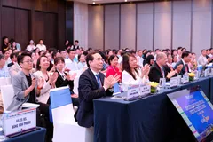 Đại biểu tham dự hội nghị 