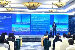 PGS.TS Nguyễn Hữu Huân, Phó Chủ tịch Cơ quan điều hành VIFC-HCMC chia sẻ tại hội nghị. 