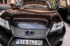Chiếc Lexus của bà Trương Mỹ Lan tiếp tục đưa ra đấu giá