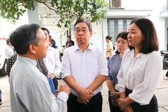 Leaders offer condolences to families of fire victims in Dong Hung Thuan Ward