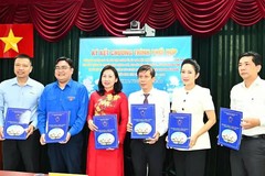 HCMC honors exemplary citizens as patriotic emulation movement gains momentum