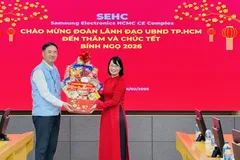 HCMC leaders pay New Year visit to businesses at Saigon High-Tech Park