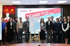 SGGP Newspaper presents Vietnam maps to Lam Dong Province