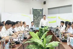 HCMC steps up efforts to remove obstacles in Saigon riverside road project