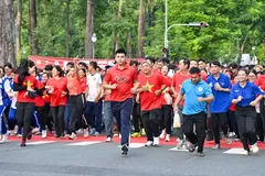 Over 8,000 people in HCMC take part in anti-drug campaign run
