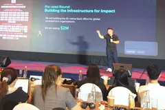 Đại diện startup thuyết trình dự án gọi vốn trước các quỹ đầu tư và nhà đầu tư thiên thần tại DAVAS 2026