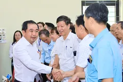 Bí thư Thành ủy Hà Nội Trần Đức Thắng dự buổi tiếp xúc cử tri. Ảnh: QUANG THÁI