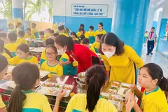 Cần sớm luật hóa dinh dưỡng học đường