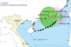 Vị trí tâm bão số 5 sáng 2-9 và dự báo sẽ đổi hướng từ ngày 3-9. Nguồn: Trung tâm Dự báo khí tượng - thủy văn quốc gia