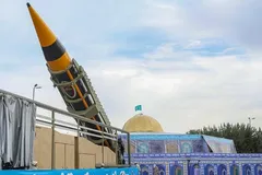 Tên lửa Khorramshahr-4 của Iran. Ảnh: IRGC