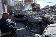 Cảnh đổ nát sau cuộc không kích của Israel tại Beirut, Liban. Ảnh: THX/TTXVN