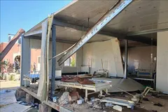 Một bệnh viện bị hư hại sau vụ tấn công bằng tên lửa tại El Fasher, bang Bắc Darfur, Sudan. Ảnh tư liệu - minh họa: THX/TTXVN