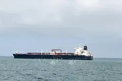 Tàu chở khí dầu mỏ hóa lỏng cập cảng ở Gujarat, Ấn Độ sau khi băng qua eo biển Hormuz, ngày 17/3/2026. Ảnh: ANI/TTXVN