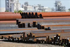 Các sản phẩm thép tại một cơ sở cung cấp ở Delta, British Columbia, Canada. Ảnh: THX/TTXVN