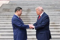 Chủ tịch Trung Quốc Tập Cận Bình và Tổng thống Mỹ Donald Trump tại cuộc gặp ở Bắc Kinh ngày 14/5/2026. Ảnh: THX/TTXVN