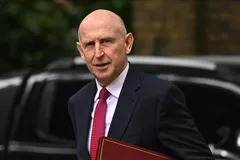 Bộ trưởng Bộ Quốc phòng Anh John Healey. Ảnh: Anadolu (AA)