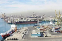 Cảng hàng hóa ở Iran. Ảnh: IRNA/TTXVN