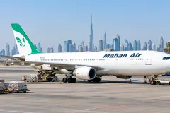 Máy bay của Hãng hàng không Mahan Air tại sân bay quốc tế Dubai, UAE. Ảnh minh họa: AI