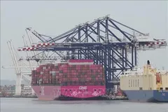 Cảng hàng hóa New York và New Jersey, Mỹ. Ảnh: THX/TTXVN phát