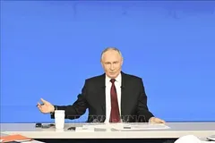 Tổng thống Nga Vladimir Putin phát biểu tại cuộc họp báo ở Moskva. Ảnh: THX/TTXVN