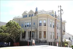 Một biệt thự tại quận hạt San Francisco, bang California. Ảnh: TTXVN