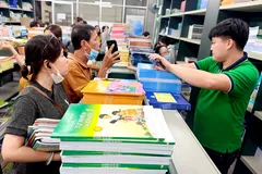 Thiếu cơ chế phối hợp trong đặt hàng, in ấn, cung ứng SGK