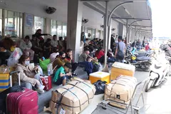 Doanh nghiệp chật vật ứng phó giá cước vận tải mới