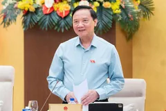 Phó Chủ tịch Quốc hội Nguyễn Khắc Định tổng kết nội dung thảo luận. Ảnh: CỔNG THÔNG TIN ĐIỆN TỬ QUỐC HỘI