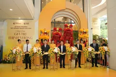 Nghi thức cắt băng chính thức khai trương T&T Homes Sales Gallary