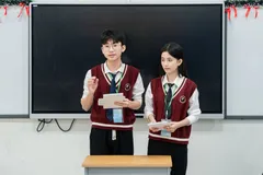 Từ những người bạn quen biết trước đó, Lã Tiến Minh (Bắc Ninh) và Trần Duy Đan (Cà Mau) lần đầu tiên trở thành đồng đội khi bước vào hành trình tại Tiếng nói Xanh.