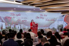 Sự kiện khai trương VPBH Vinhomes Hải Vân Bay khẳng định cách làm chuyên nghiệp, bài bản của chủ đầu tư khi mở ra kênh kết nối trực tiếp, minh bạch với khách hàng