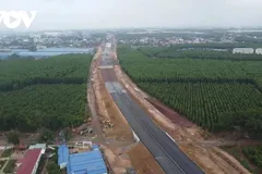 Thi công cao tốc Biên Hòa - Vũng Tàu.