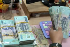 Trái phiếu doanh nghiệp: Áp lực đáo hạn và chi phí vốn là rào cản lớn
