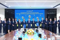 HĐQT và Ban điều hành Sacombank chúc mừng 3 lãnh đạo mới được bổ nhiệm