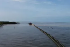 Nhà thầu triển khai thi công kè bảo vệ biển Tây từ cửa sông Ông Đốc đến cửa Sông Bảy Háp.