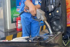 Xuất hiện bão số 1 tiến về ven biển Đông Bắc Bộ 
