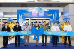 Nghi thức cắt băng khai trương đường bay thẳng kết nối TPHCM - Thâm Quyến