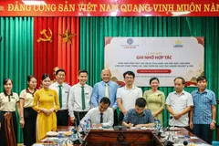 Đại diện Lamori Resort & Spa, Ban Quản lý Di sản Thành Nhà Hồ và các di tích trọng điểm tỉnh Thanh Hóa tại Lễ ký kết Biên bản ghi nhớ hợp tác.