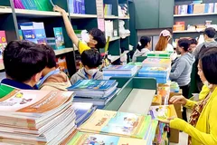 Thủ tướng chỉ đạo huy động tất cả nguồn lực cung ứng đủ sách giáo khoa