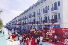 60 đại lý vừa khai trương văn phòng bán hàng tại Vinhomes Green Paradise Cần Giờ, tạo điểm tựa vững chắc cho các chuyên viên môi giới ngay tại dự án