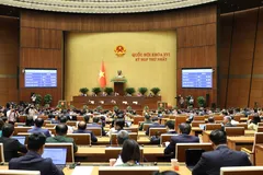 Quốc hội biểu quyết thông qua Nghị quyết về phê chuẩn quyết toán ngân sách nhà nước năm 2024. Ảnh: QUANG PHÚC