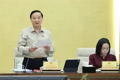 Phó Chủ tịch Quốc hội Nguyễn Khắc Định điều hành thảo luận. Ảnh: QUANG PHÚC