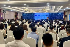 UBCKNN phố biến các chính sách mới về phát hành chứng khoán