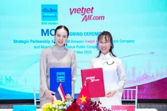 Hai người phụ nữ và mối duyên với bóng đá Việt Nam - Thái Lan
