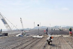 HCMC moves to secure construction material supplies for key projects