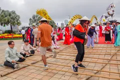 Lan tỏa không khí Tết Việt tại cửa ngõ du lịch quốc tế Đà Nẵng