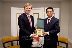 Đại tướng Phan Văn Giang tiếp Thứ trưởng thứ nhất Bộ Chiến tranh Hoa Kỳ